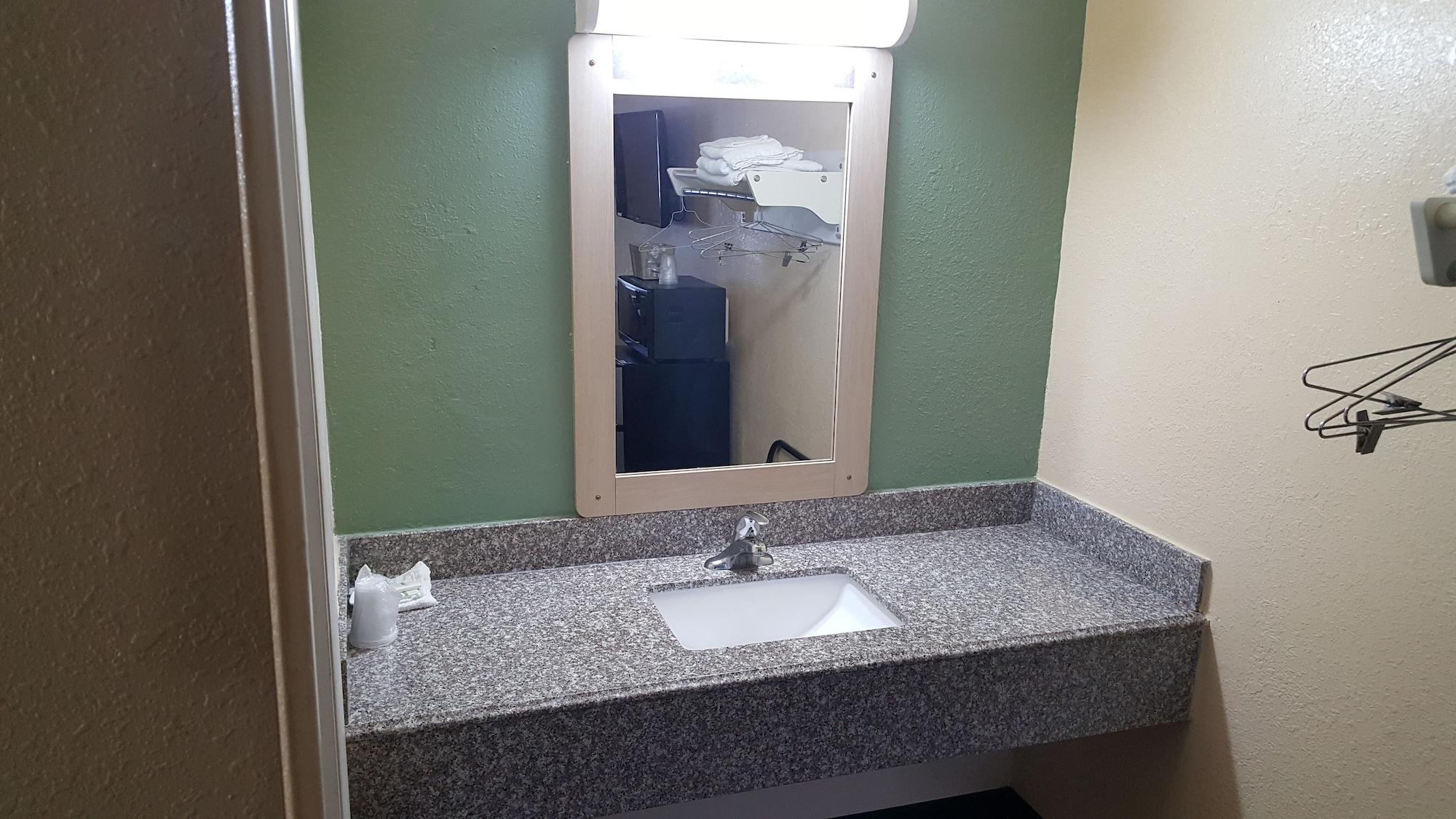 Mentor Home Inn And Suites Zewnętrze zdjęcie